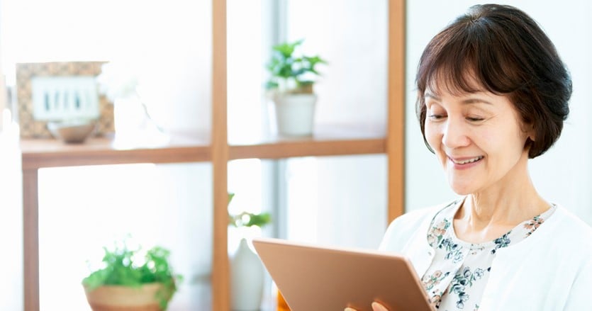 高齢者のタブレット活用で、おうちでの買い物を可能に。