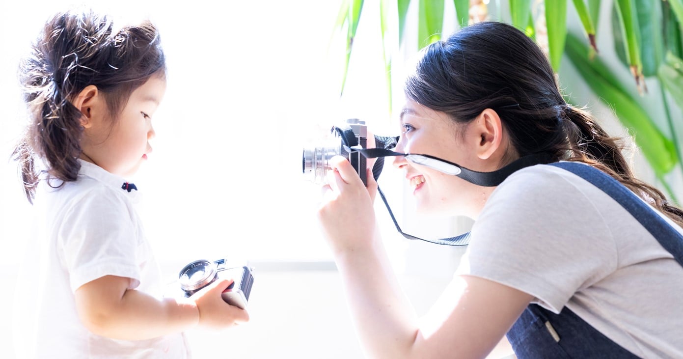 写真販売の手間を減らし、保護者の満足度も向上させる。