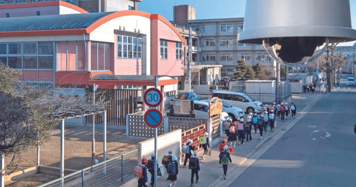 日本初!官民連携の見守りサービスIoTで安全・安心のまちづくりを