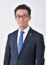 三重県桑名市 市長 伊藤 徳宇 (いとう なるたか) さん